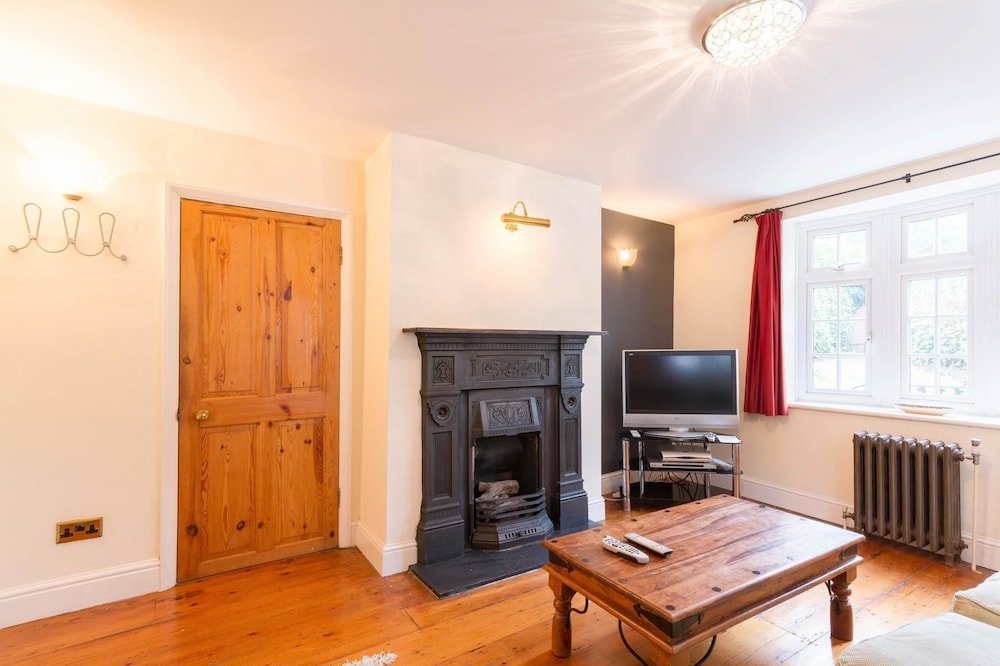 Hütte NEW Cosy 2 Bedroom Detached House West Finchley