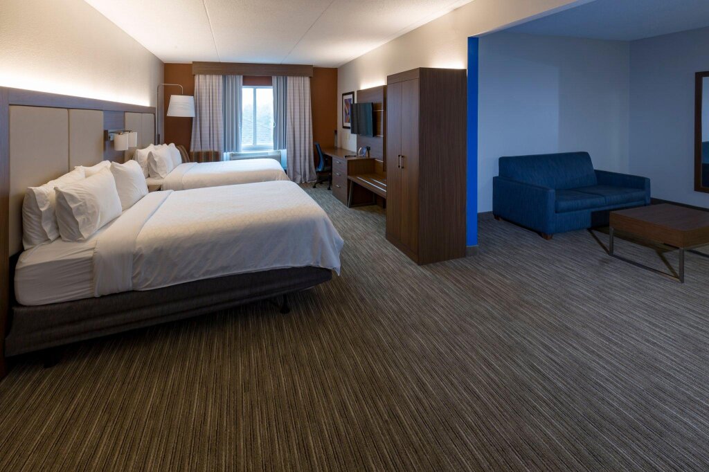 Vierer Suite Holiday Inn Express Hotel & Suites Hillview, an IHG Hotel
