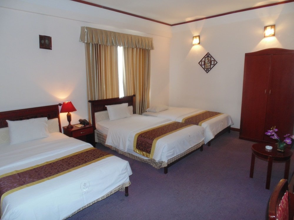 Superior Doppel Zimmer mit Balkon Sport Hotel Hanoi
