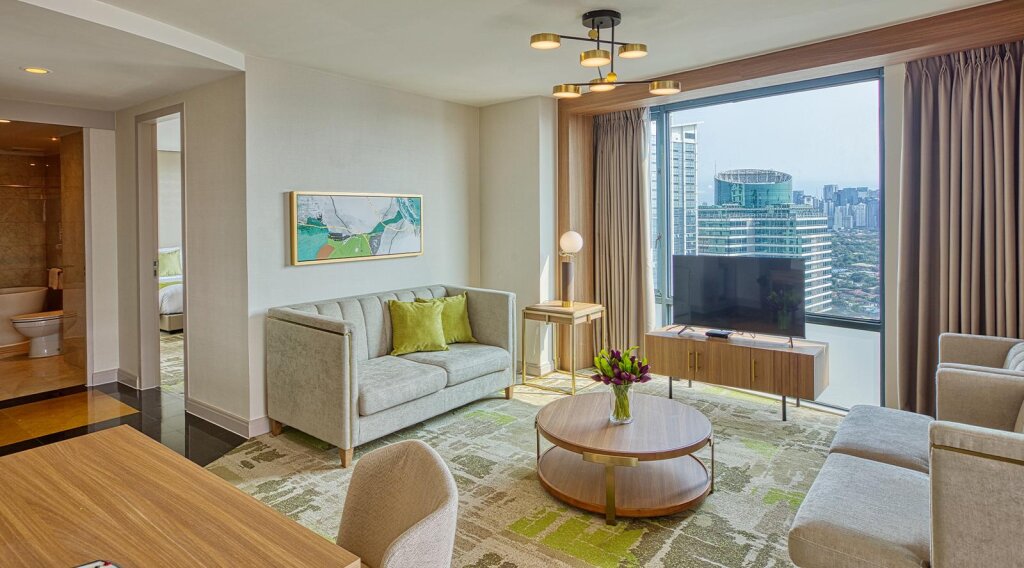 Suite Eastwood Richmonde Hotel - Newly Renovated