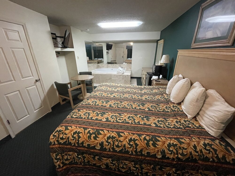 Двухместный люкс Deluxe Empire Inn & Suites Absecon/Atlantic City