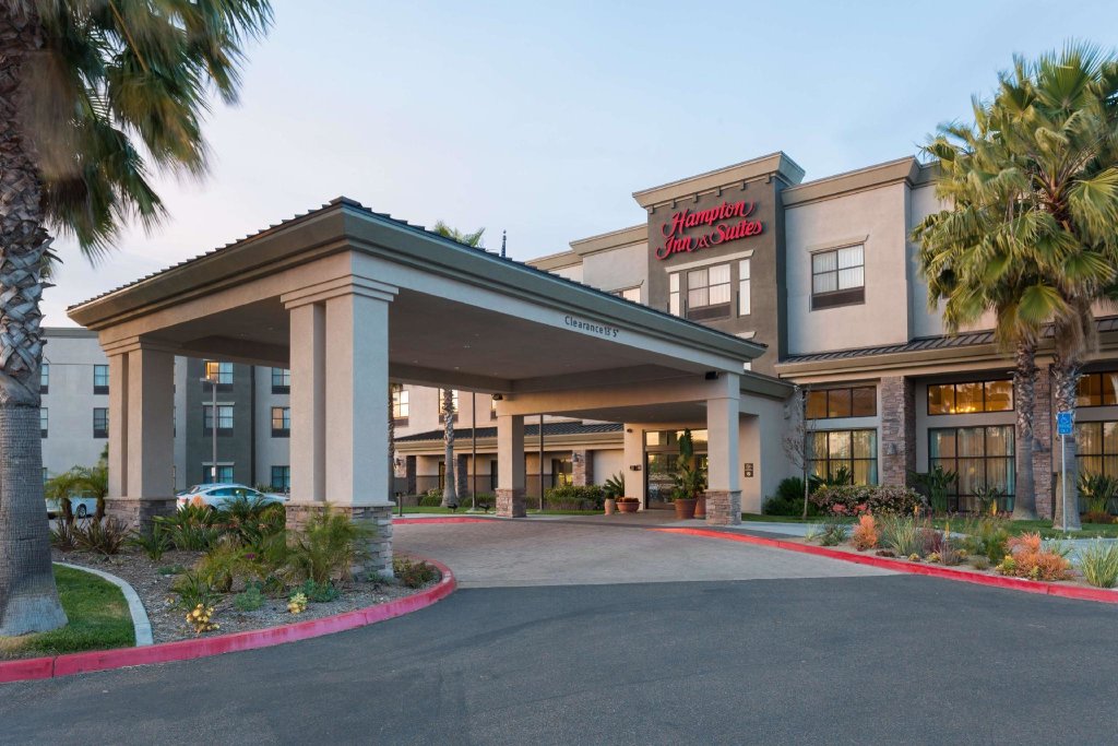 Номер Premium Hampton Inn & Suites San Diego-Poway