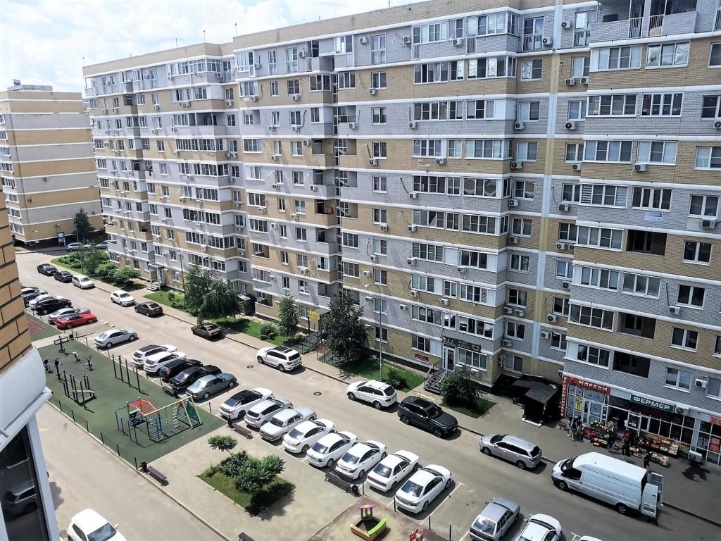 Superior Apartment Apartments on Krasnye Partizan Street 1/4 building 8