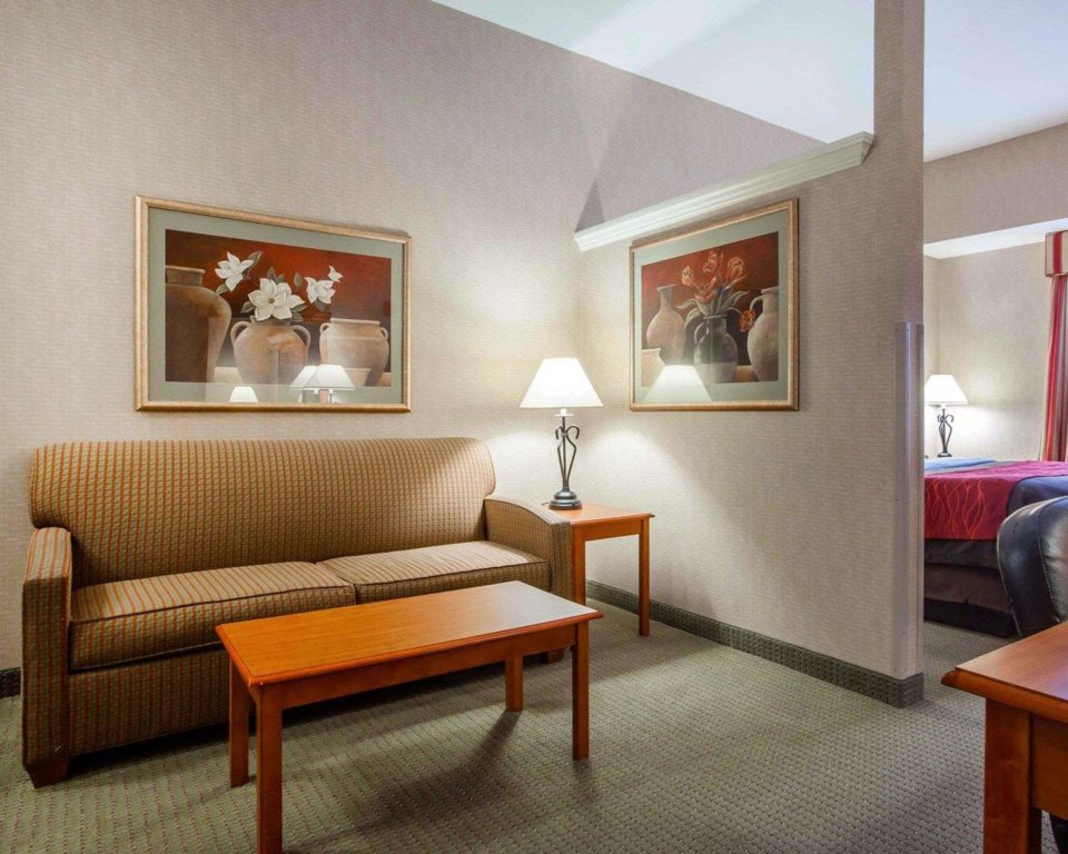 Люкс Comfort Inn & Suites adj to Akwesasne Mohawk Casino