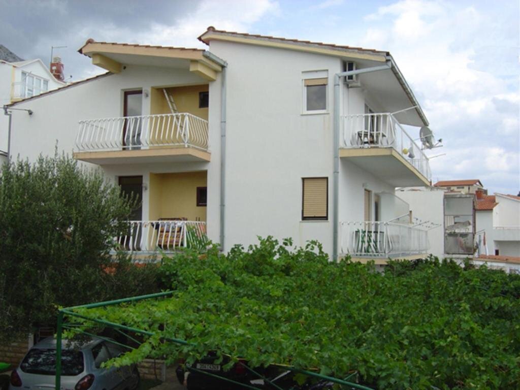 Apartment mit Balkon und mit Meerblick Apartments Bilic Nemira