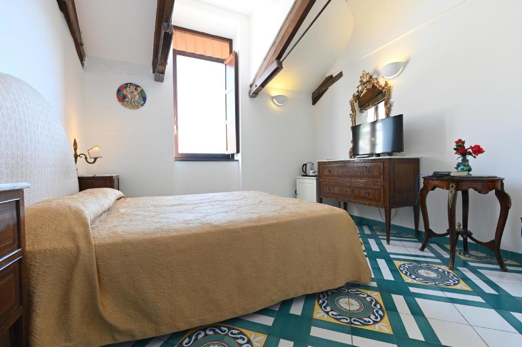 Standard Double room with sea view Hotel Croce Di Amalfi