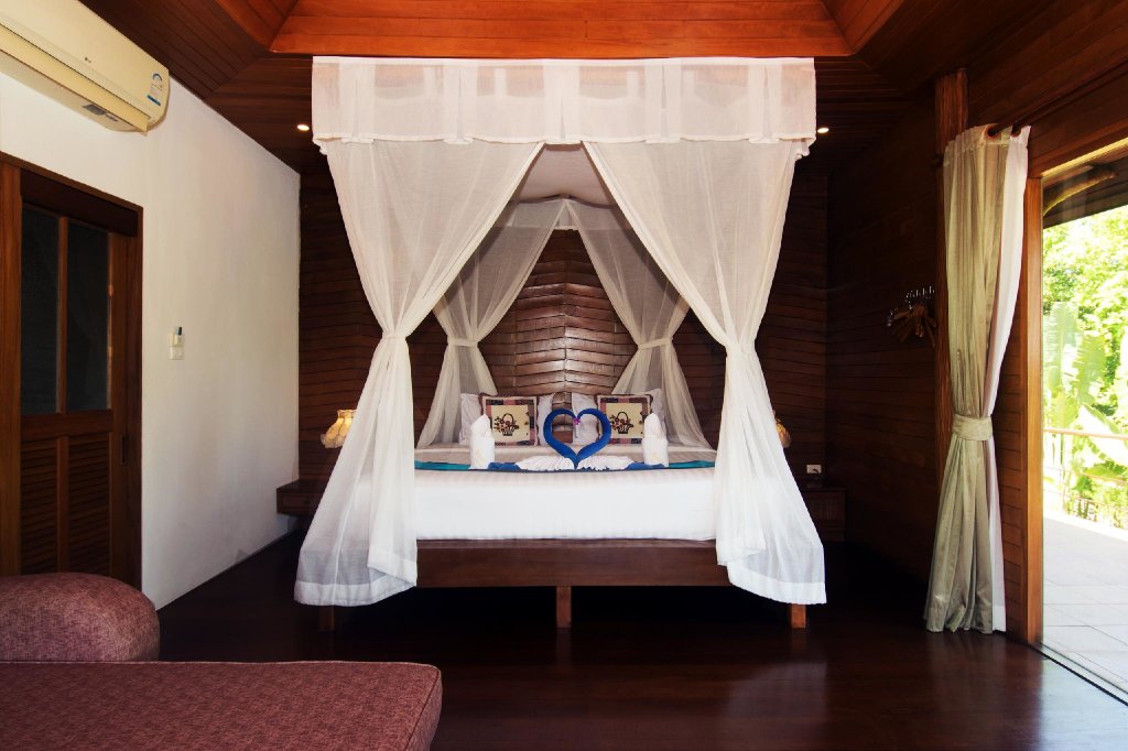 Standard Zimmer Baan Taranya Resort