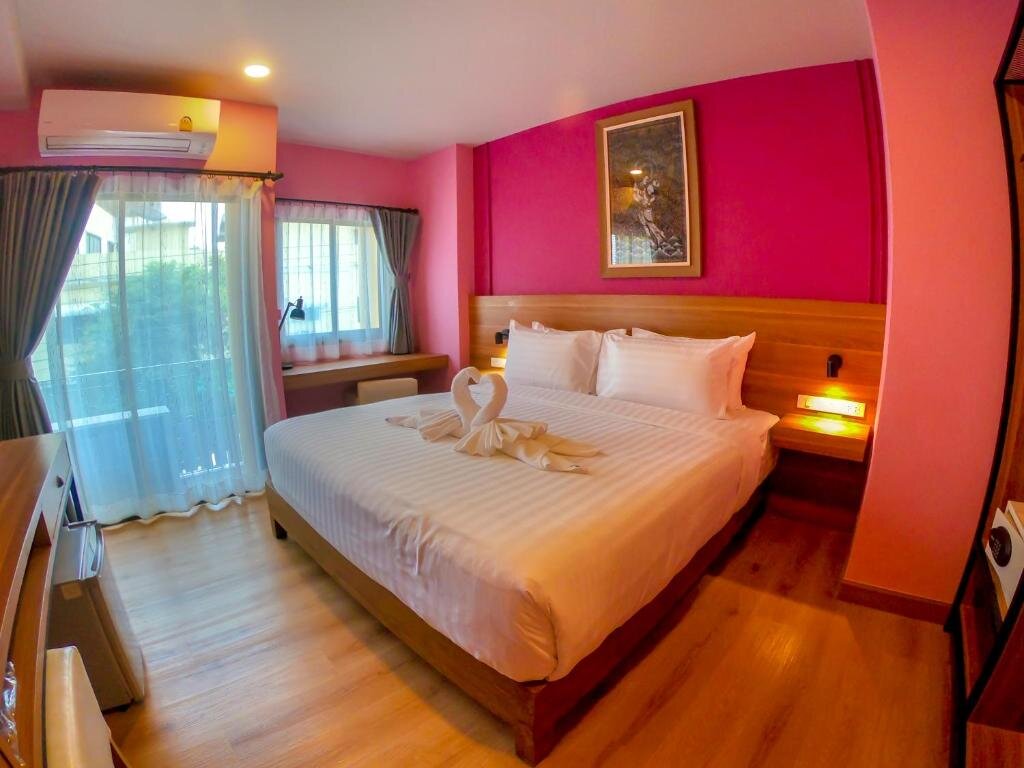 Deluxe Double room Siri Oriental Bangkok Hotel - SHA Extra Plus