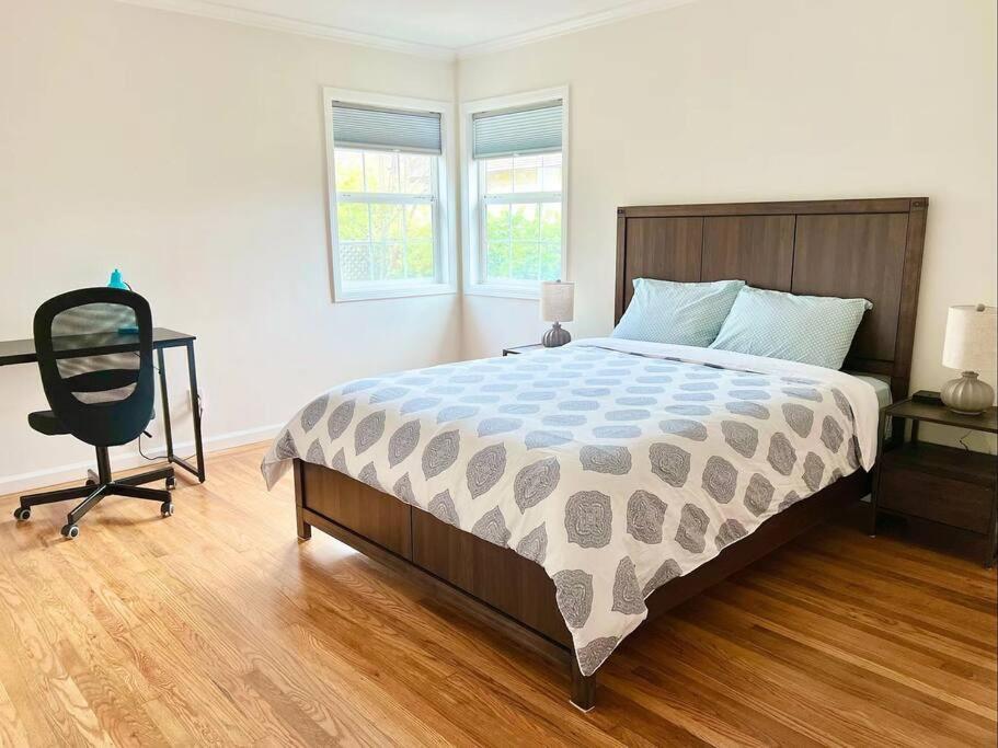 3 bedroom residential home in the lovely town near SFO San Francisco 米尔布雷