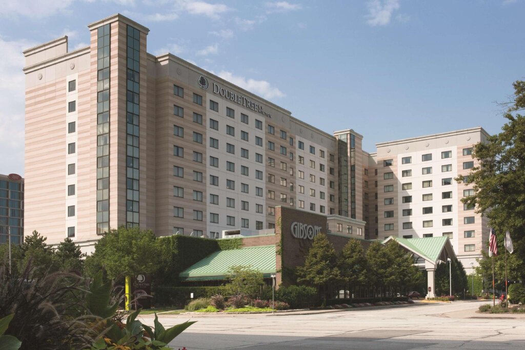 Номер Standard DoubleTree by Hilton Chicago O'Hare Airport-Rosemont