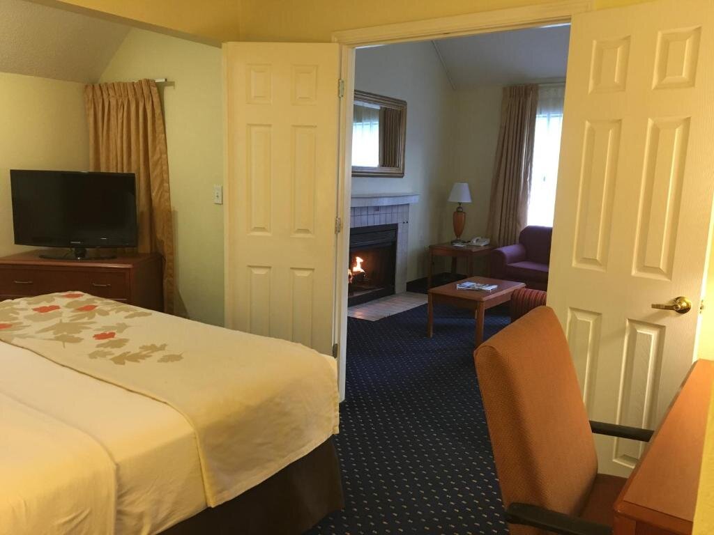 Люкс с 2 комнатами Affordable Suites of America Grand Rapids