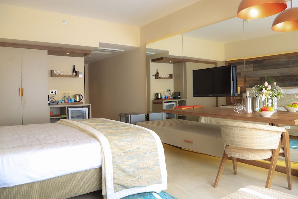 Superior Double room with garden view D+ Seya Beach Hotel