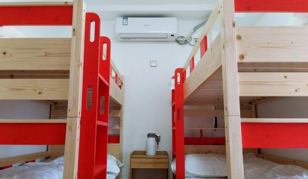 Cama en dormitorio compartido (dormitorio compartido masculino) Chongqing Zuji Youth Hostel
