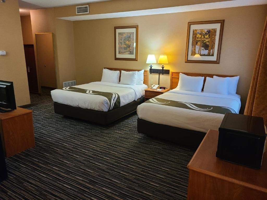 Люкс Quality Inn & Suites Wellington - Fort Collins
