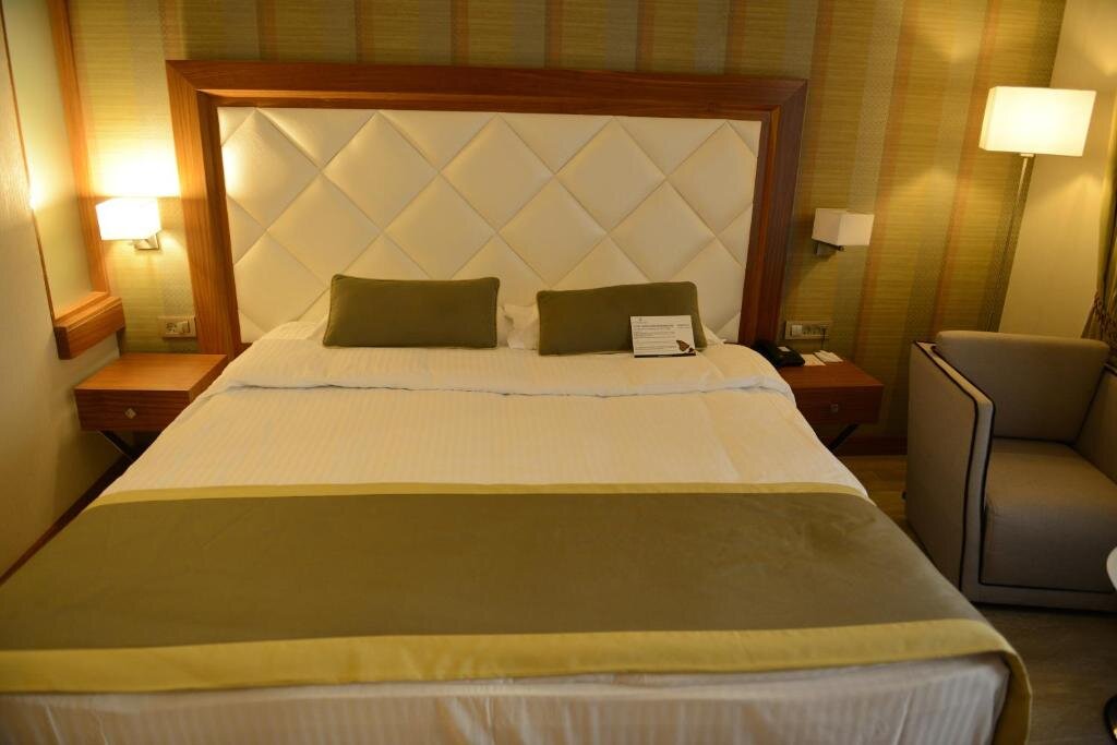 Трёхместный номер Standard Adana Plaza Hotel