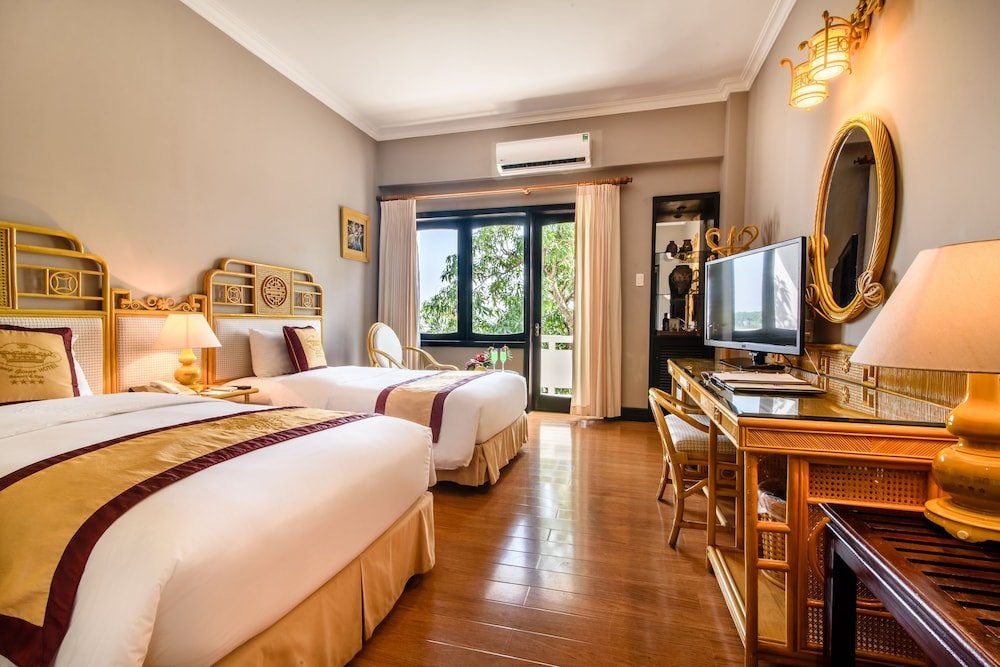 Номер Deluxe с балконом и с видом на сад Huong Giang Hotel Resort & Spa