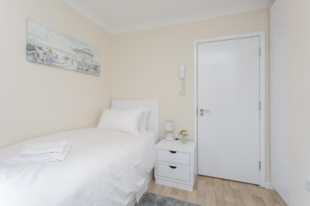 Апартаменты Blackberry - Stylish Self-Contained Flats in Soton City Centre