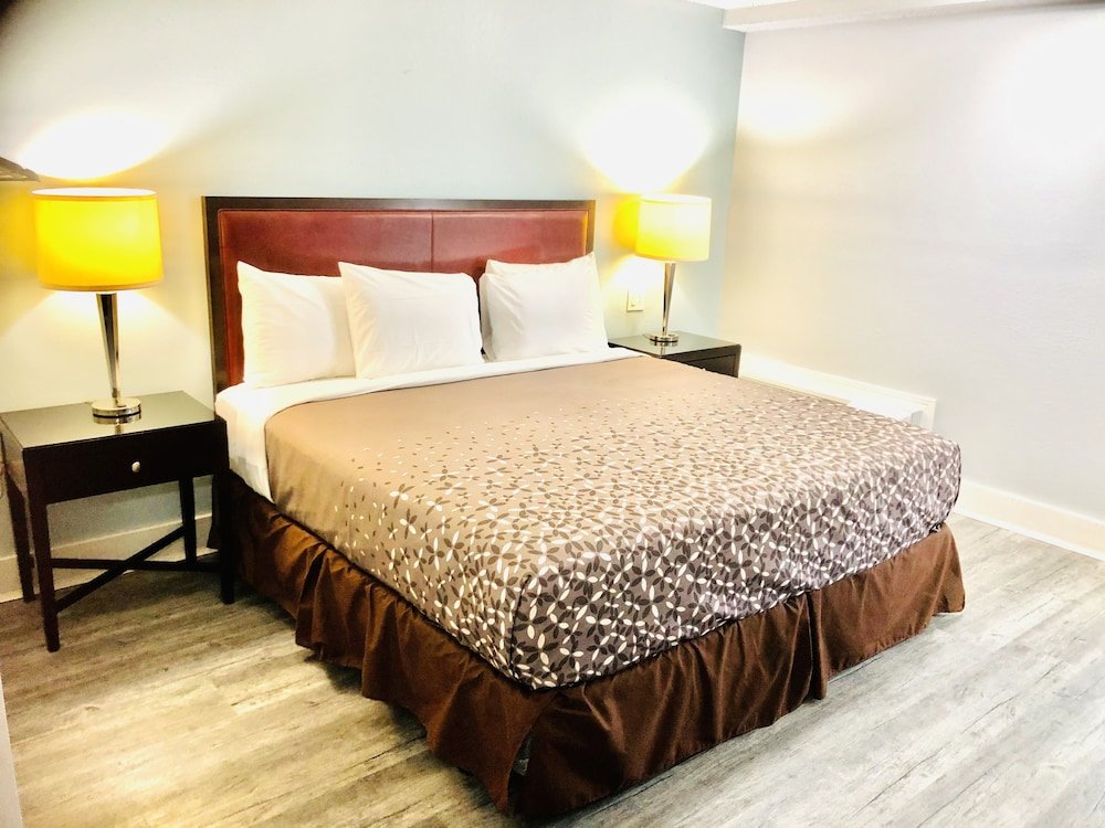 Komfort Zimmer Montgomery Inn & Suites