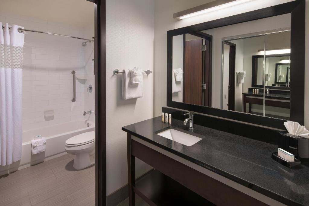 Quadruple suite Hampton Inn & Suites Denver Downtown Convention Center