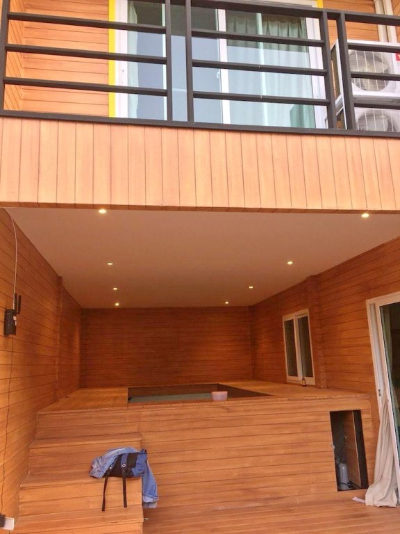 Habitación triple Estándar con balcón The M Pool Villas Bangkok - BTS Ekkamai