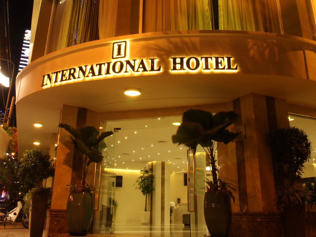 Номер Standard International Hotel