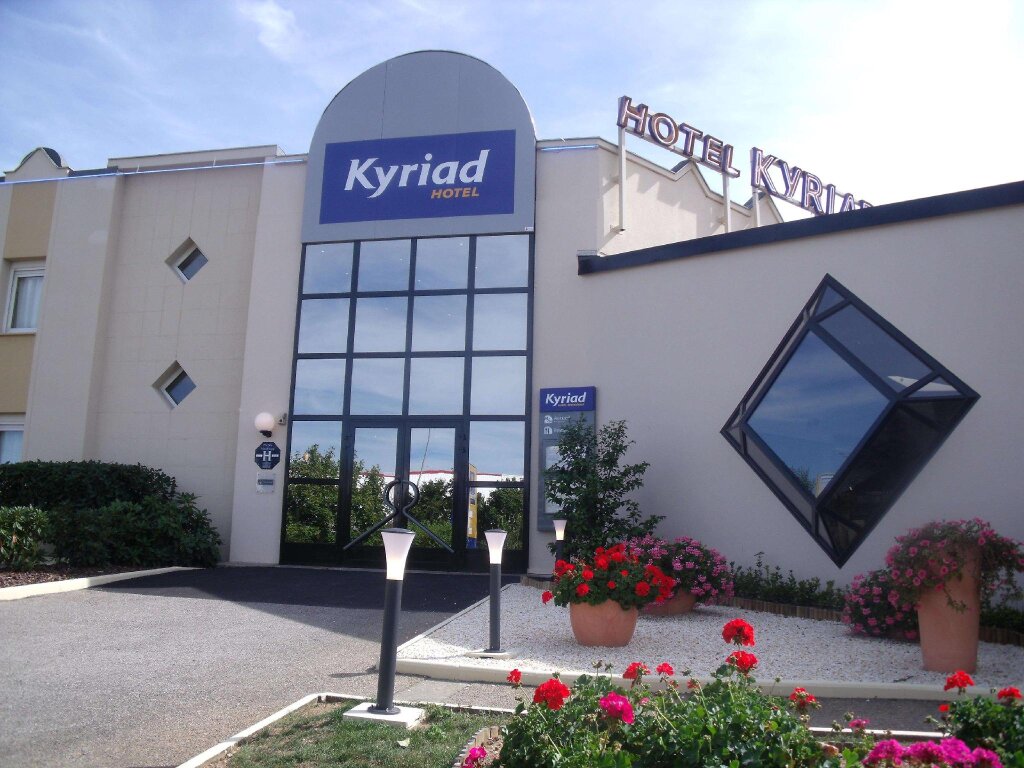 Кровать в общем номере Kyriad Limoges Sud - Feytiat