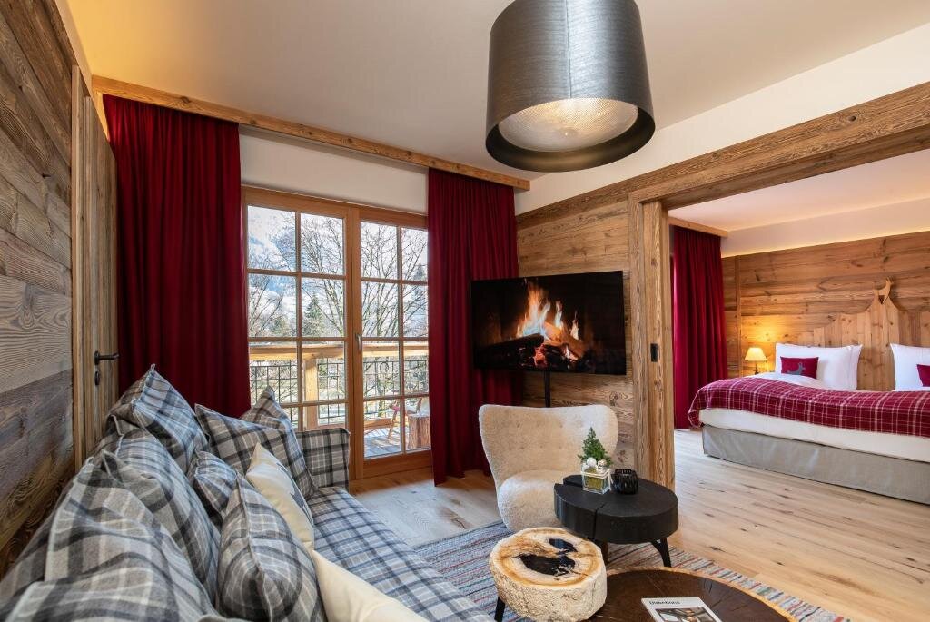 Suite 1 camera da letto Kitzhof Mountain Design Resort 4 Sterne Superior