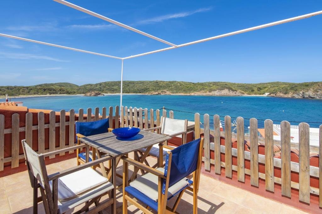 Apartment Fantástico apartamento en primera línea de mar en Menorca