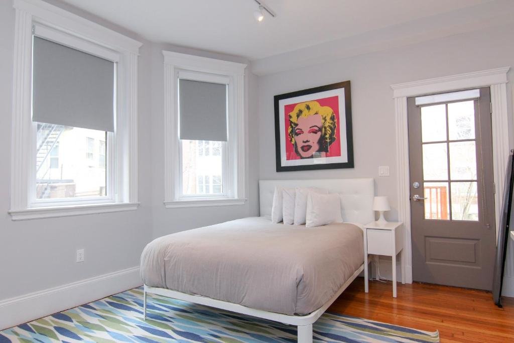 Studio A Stylish Stay w/ a Queen Bed, Heated Floors.. #33