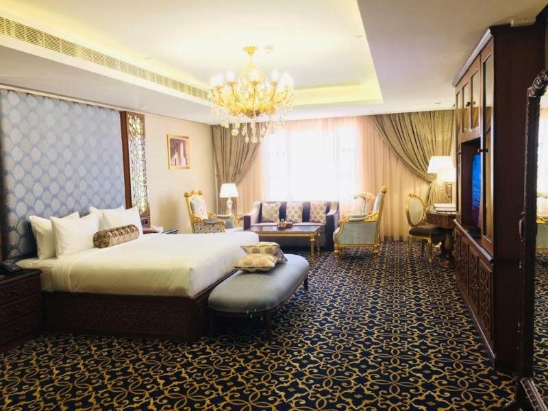 Deluxe Double room with balcony and with city view Al Rahden Hotel