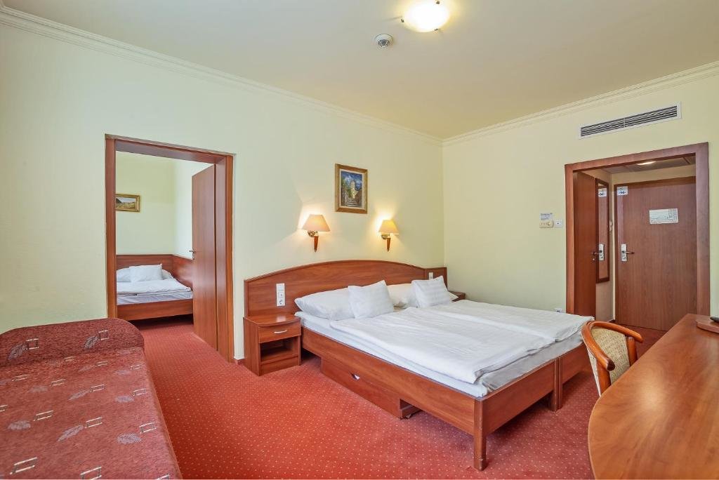 Standard Familie Zimmer mit Balkon Hungarospa Thermal Hotel