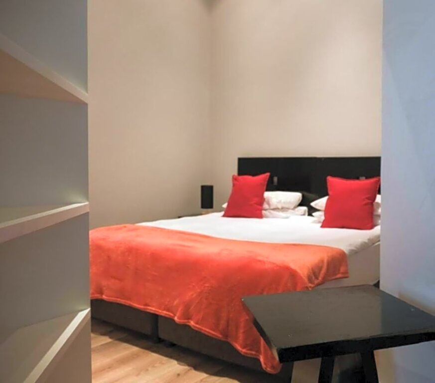 1 Bedroom Apartment Long Street Boutique Hotel