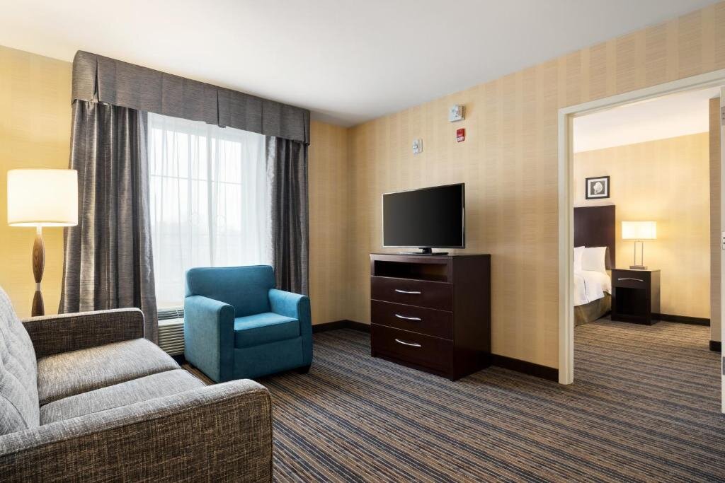 Люкс c 1 комнатой Homewood Suites by Hilton Newtown - Langhorne, PA