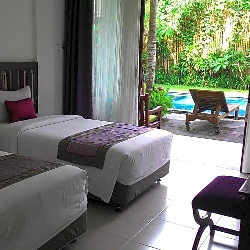 Superior room with pool view Puri Maharani Boutique Hotel And Spa
