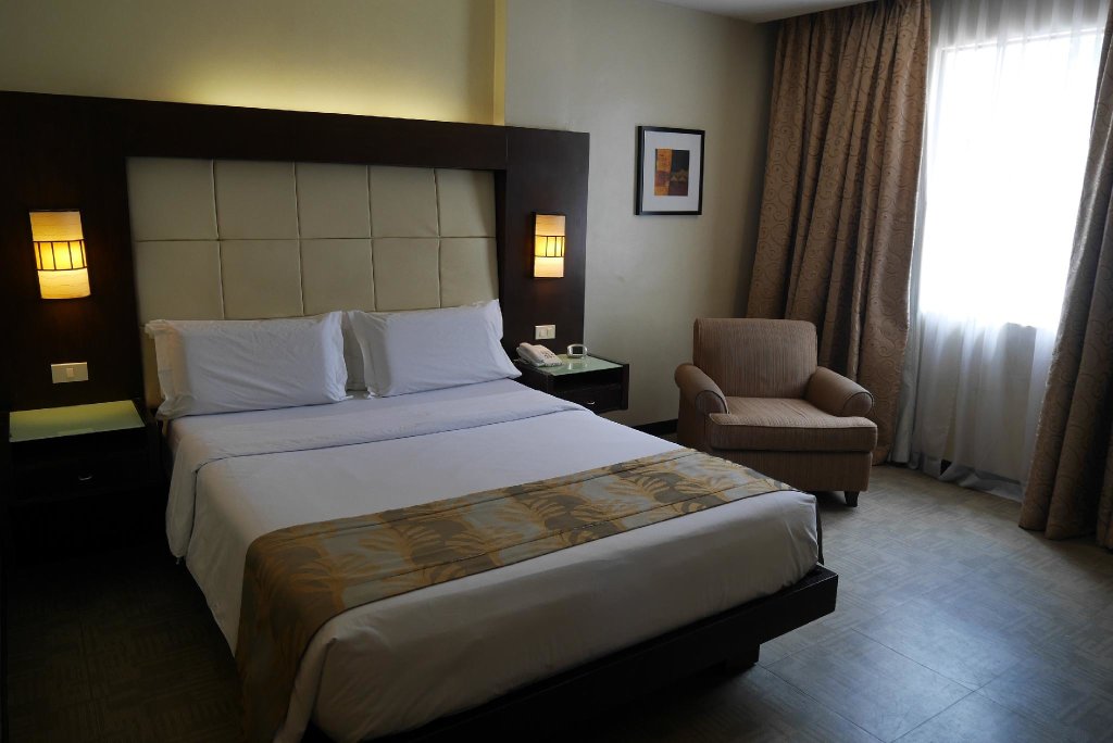 Двухместный номер Deluxe Circle Inn Hotel and Suites Bacolod