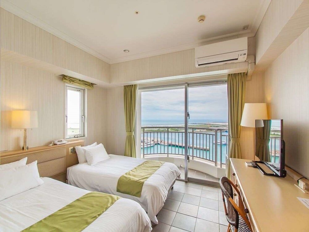 Двухместный номер Standard с балконом Hotel East China Sea
