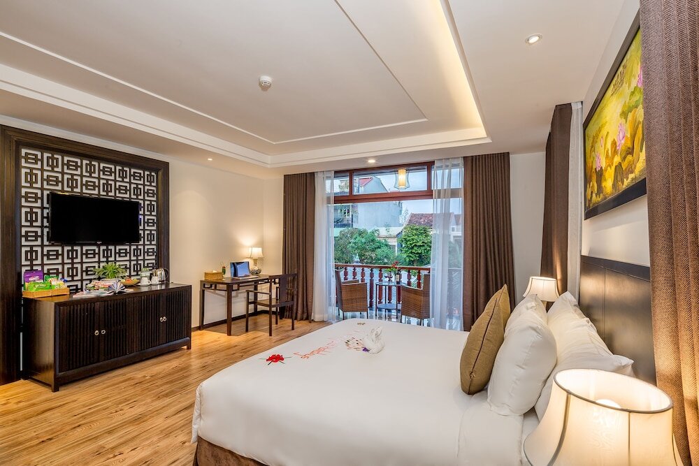 Deluxe Double room with balcony and with pool view Hoi An Emotion Boutique Hotel