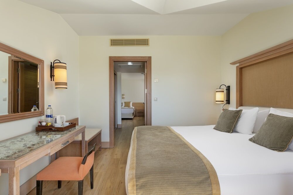 Семейный номер Standard с 2 комнатами с видом на сад Dobedan Beach Resort Comfort ''Ex Brand Alva Donna Beach Resort Comfort''