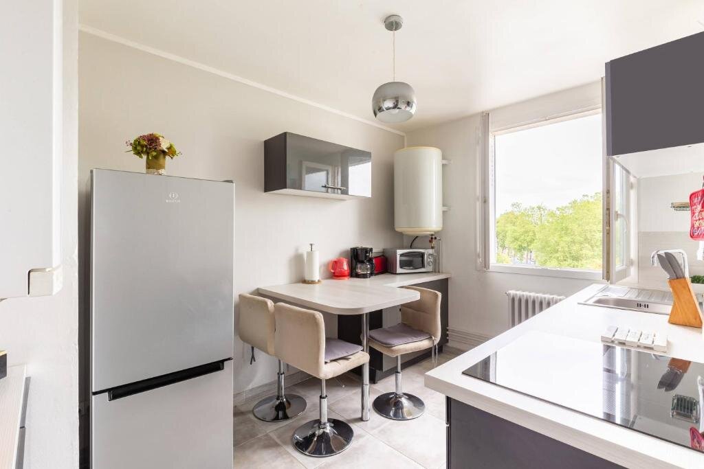 Apartamento Appart T3 Bien situé a Bourges + Wifi