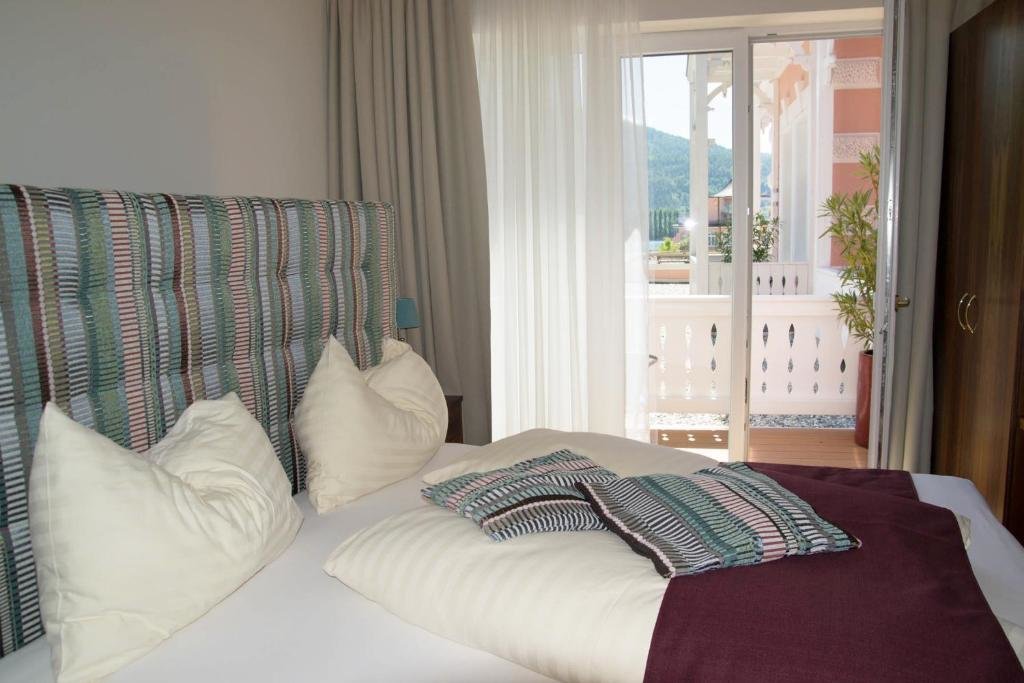 Standard Double room with balcony Seehotel Astoria