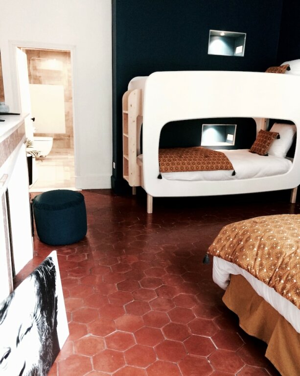 Luxe suite La Domitia - Maison d'hôtes, spa, sauna & massages