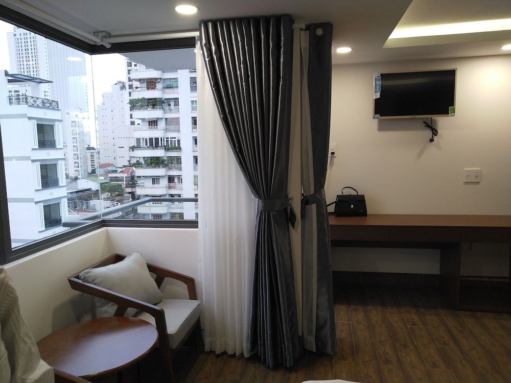 Deluxe Dreier Zimmer mit Balkon und mit Stadtblick DORADO HOTEL