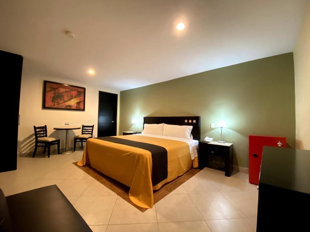 Superior Double room Hotel Escala Puebla Centro
