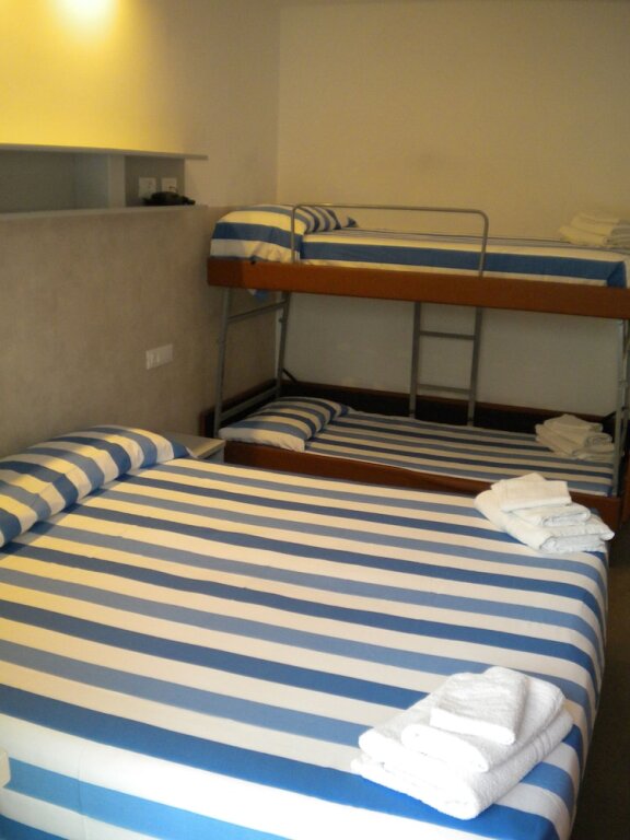 Comfort Quadruple room with balcony Hotel Ambasciata