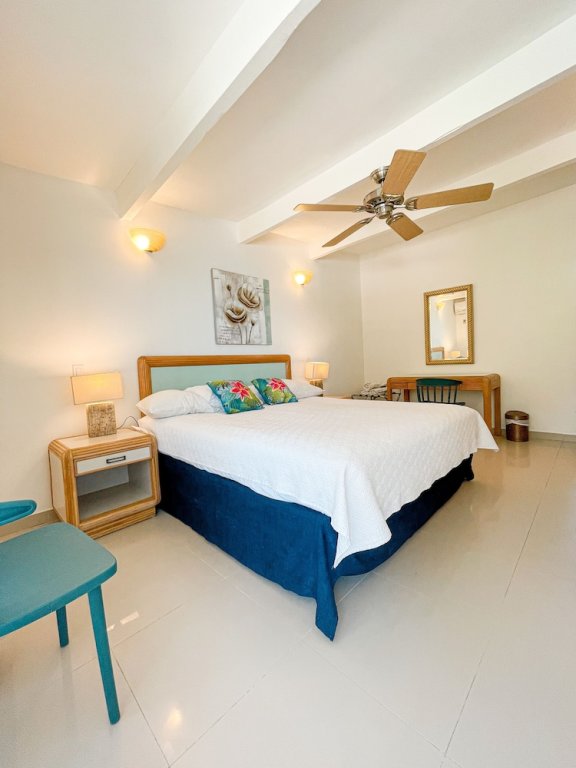Junior suite 2 camere con balcone Cocoplum Beach Hotel