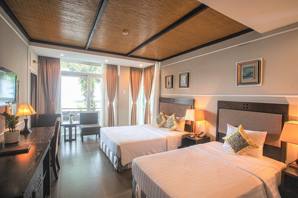 Двухместный номер Deluxe с балконом и с видом на сад Seaside Resort Vung Tau