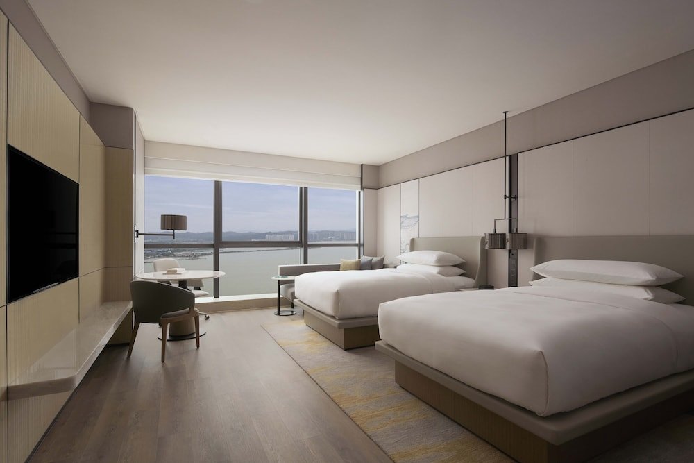 Standard Quadruple room with harbour view Shantou Marriott Hotel