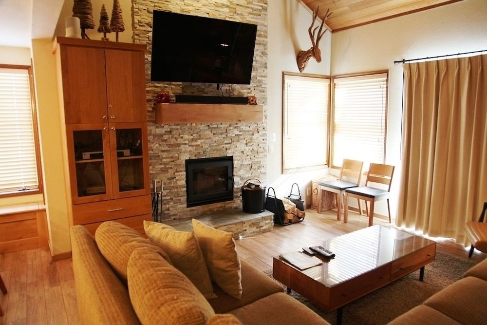 Номер Standard Sierra Megeve 7 Deluxe Remodeled Condo, Just A Short Walk To Canyon Lodge by Redawning