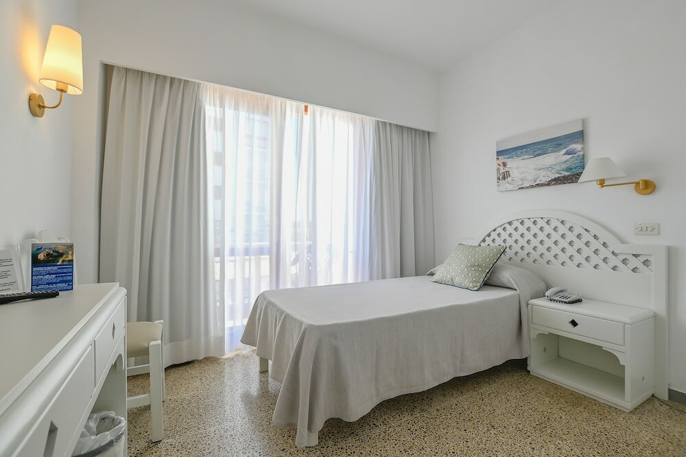 Standard Einzel Zimmer mit Balkon Hotel Pinos Playa