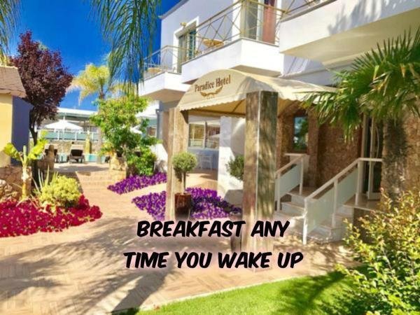 Suite junior con vista a la ciudad Paradice Hotel Luxury Suites-Near zorbas Beach-FREE Breakfast